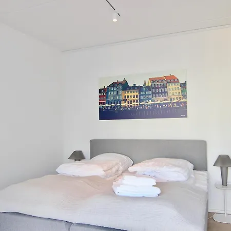 Fantastic 2-bed In Harbour Lejlighed *